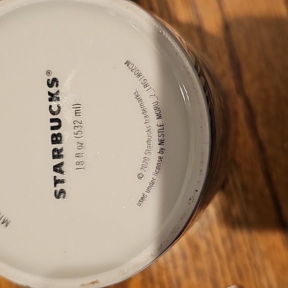 Starbucks Siren Christmas Mug-2020 - Picture 4 of 5